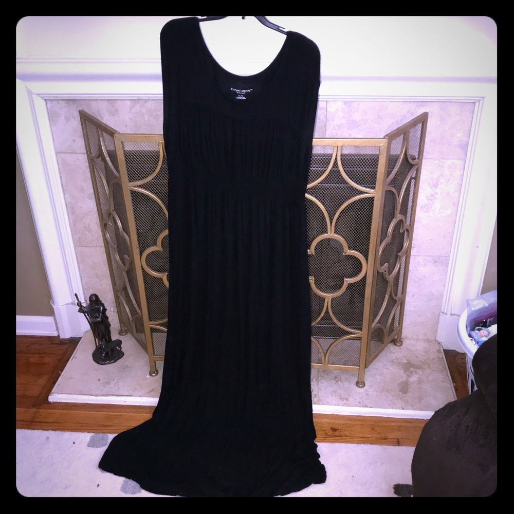 Liz Lange Black Maxi Maternity Dress Size XL EUC🖤